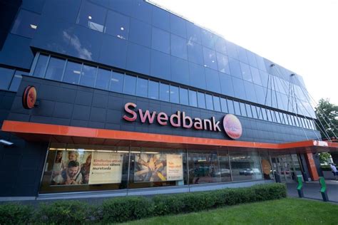 Swedbank постепенно делает все продукты и инвестиции экологически