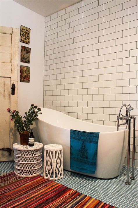 1001 Ideas For Amazing Bathroom Wall Decor Ideas For Every Taste