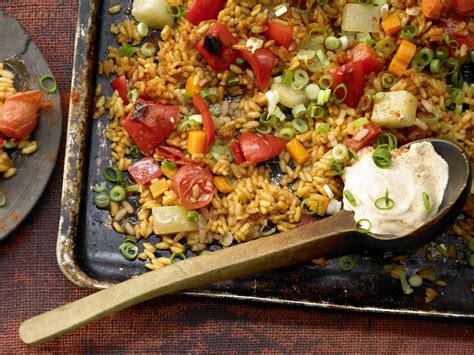 Gemüse Reis Pfanne aus dem Ofen Rezept EAT SMARTER