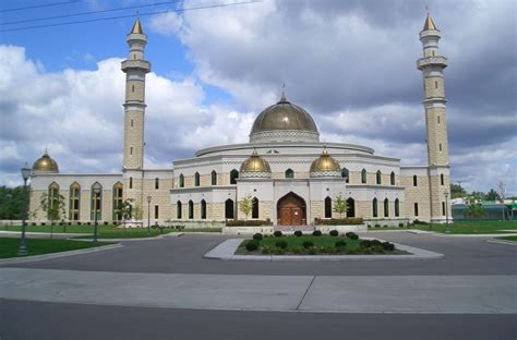 Welcome To The Islamic Holly Places Mosque Of Dearborn Michigan Usa