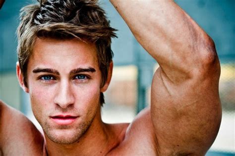 Photos The Most Beautiful Blue Eyed Men In The World