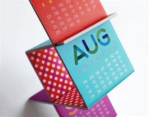 10 Creative And Interesting Calendar Designs For Inspiration 2018