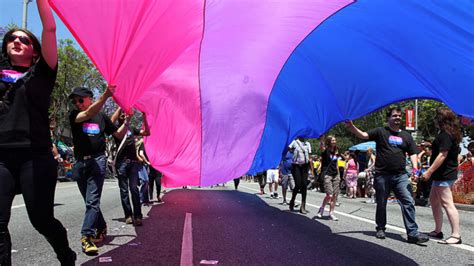Bandera Bisexual Historia Significado Y Colores Homosensual