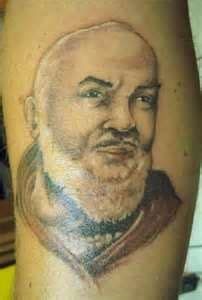 Eppure nel suo epistolario è presente un breve discorso di pasqua. Tags Tattoo Padre Pio Religioso | Weird tattoos, Tattoos ...