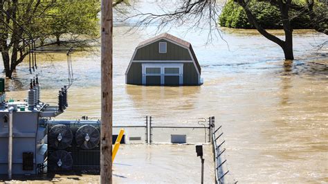 Michigan Flooding After Edenville Sanford Dam Failures What We Know