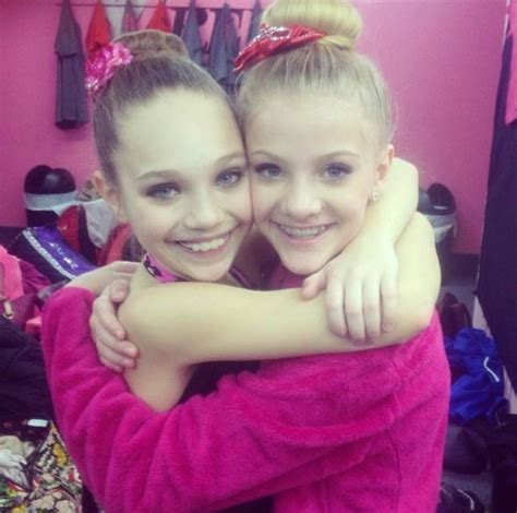 Paige Hyland And Maddie Ziegler From Lifetimes Hit Show Dance Moms Dance Moms Comics Dance