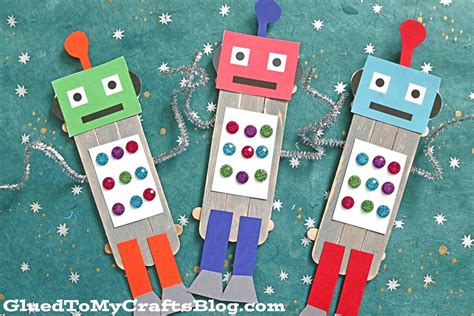 Popsicle Stick Robot Puppet Craft