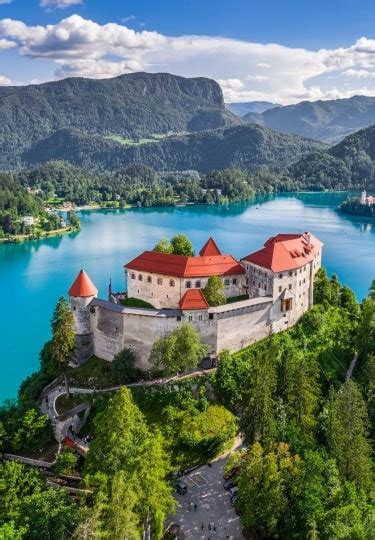 13 Breathtaking Medieval Castles In Europe To Visit Celebrity Cruises