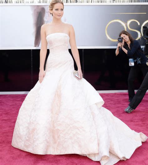 Jennifer Lawrence Oscar Dress With Elegant Classic Updopng