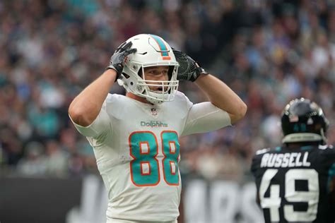 Grading The Miami Dolphins Tight Ends After Their 2021 Season