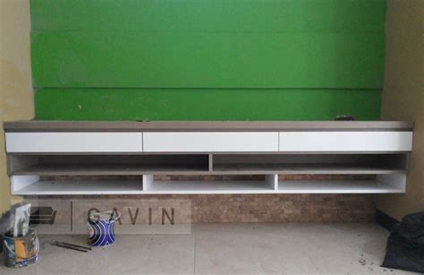 Rak gantung memiliki banyak manfaat untuk menyimpan berbagai barang sehingga bisa menghemat ruangan. Rak TV Murah Minimalis | LemariDapur.net