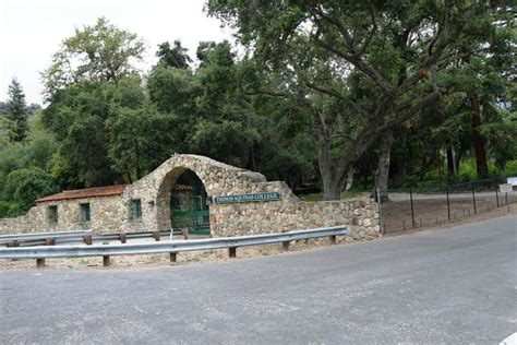 Santa paula canyon falls / punch bowls. The Punch Bowls in Santa Paula — Conejo Valley Guide ...