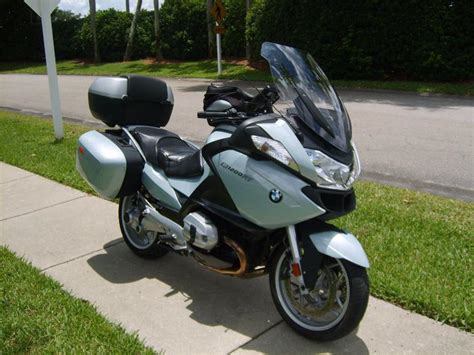Open the trunk with the key and look for the harness entering the lid of the trunk. Bmw R1200rt Rear Trunk Motorcycles for sale