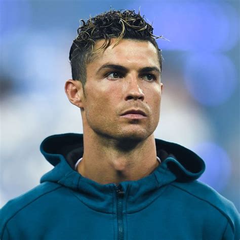 Посмотреть эту публикацию в instagram. Cristiano Ronaldo | Promiflash.de