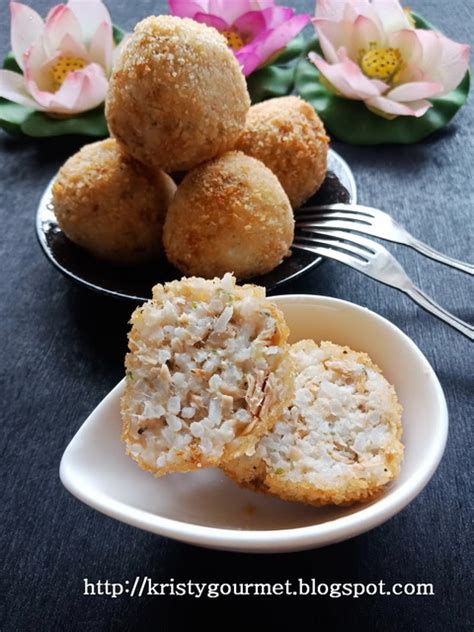 Deep Fried Onigiri Rice Ball 脆皮炸飯糰