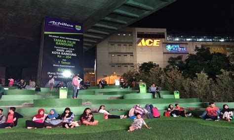 Daripada kawasan ini juga disediakan sebanyak 10 paddock untuk kawasan tanaman rumput. JAM BUKA TAMAN FILM BANDUNG TERBARU | JAM (KERJA) BUKA DAN ...