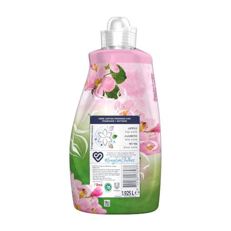 Comfort Apple Blossom Fabric Conditioner 55 Wash Savers Health Home