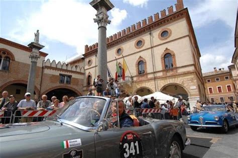 Da brescia si punterà verso la costa tirrenica. "2021 senza Mille Miglia per Cervia e Ravenna ...
