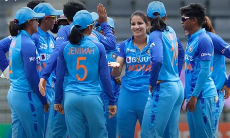 Indian Women Team On Their Seventh Win The Cricbuzz