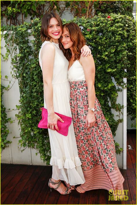 Minka Kelly Mandy Moore Are Two Super Chic Bffs Photo Mandy Moore Minka Kelly