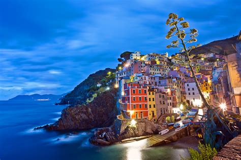 How To Avoid Crowds In Italys Cinque Terre By Rick Steves