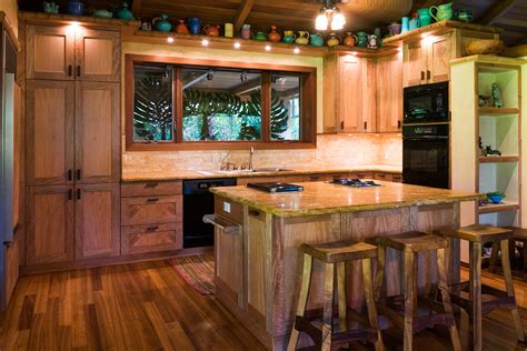 Mungo has been named america's best builder for our outstanding achievements in new home construction. Huelo Home - Mango Kitchen - Maui Custom Cabinetry