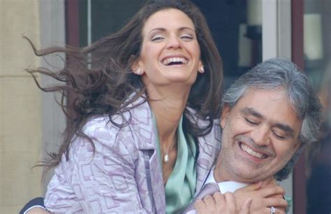 Venía regresando de ny con mis hijos grandes. Bocelli y su esposa, novios por 24 horas, esposos por 14 ...