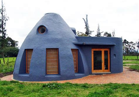 8 Inexpensive Earth Homes Almost Anyone Can Afford Earth Bag Homes