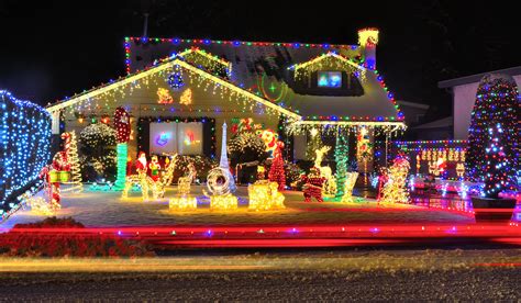 Heres A List Of The Best Christmas Decorations In Downey — The Downey
