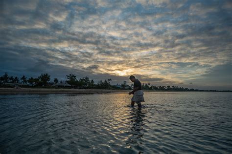 General Shots Tonga Man Fishing Early Morning In Tonga T Asian