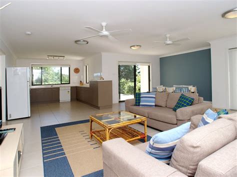 Fingal Bay Beach House Nsw Holidays And Accommodation Things To Do