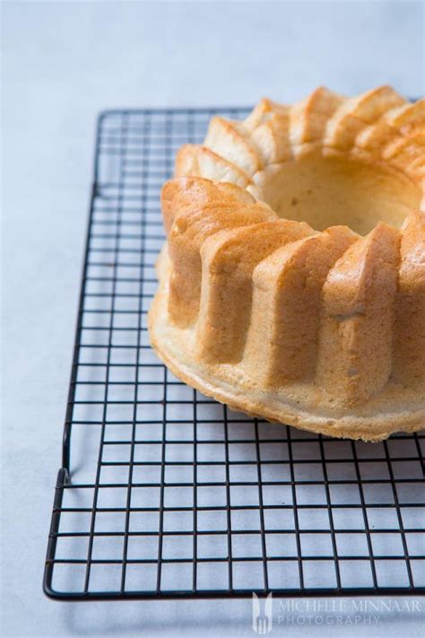 In a medium sized bowl, sift together 1/4 cup sweetener and 1 cup arrowroot starch. Sugar Free Angel Food Cake - Surprisingly, You Don't Need ...
