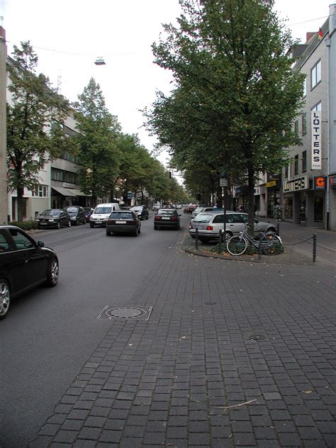 Kölner bank — kölner bank eg staat … deutsch wikipedia. Köln-Lindenthal