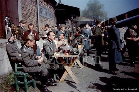 Rare Colour Shots From The Set Of Schindlers List From Director