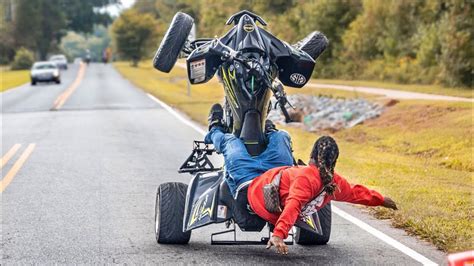 How To Wheelie A Quad With 17king Dom Youtube