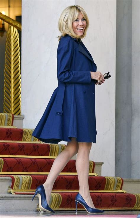 Brigitte Macrons Best Fashion Looks First Lady Of Frances Outfits