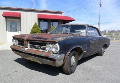 No Reserve Rusty 1964 Pontiac Gto Tri Power Project Bring A Trailer