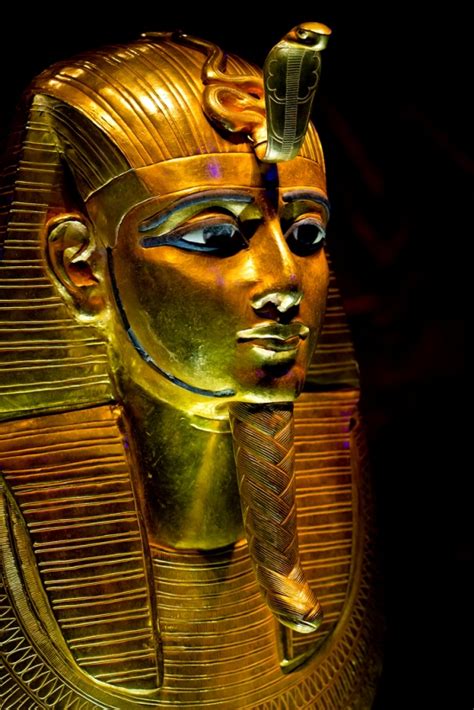 Golden Mask Of Psusennes I Front View Crafty Theatre