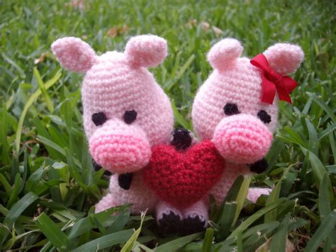 Pareja De Chanchitos Enamorados Tejidos Al Crochet Tejidos A Crochet