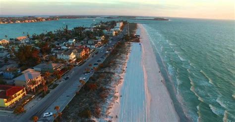 Discover tampa bay for your next florida vacation. Three Itineraries for a Tampa Bay Staycation To Plan This ...