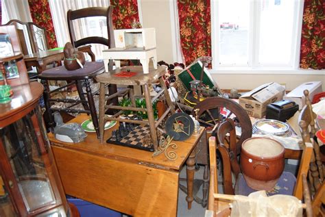 StyleBurb: Vintage Treasures