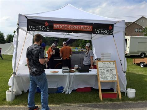 Veebos Wood Fired Pizza Rockford Roaming Hunger