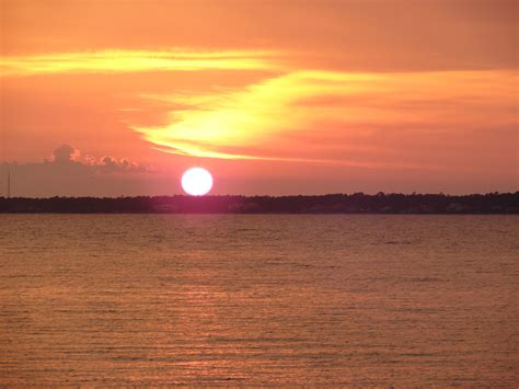 Sunset At Navarre Beach Florida Beach Vacation Spots Navarre Beach
