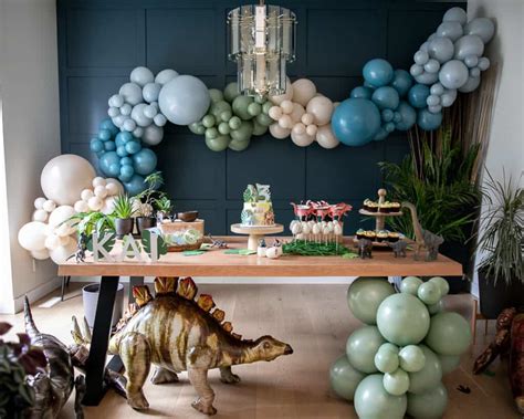 40 Homemade Diy Dinosaur Party Decorations Morgancamiren