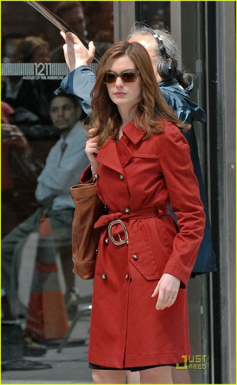 Photo Anne Hathaway Red 01 Photo 1161161 Just Jared