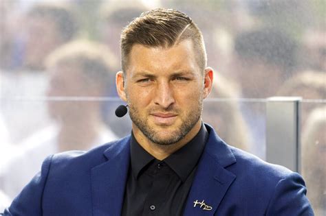 Tim Tebow To Be Inducted Into College Football Hall Of Fame Positive