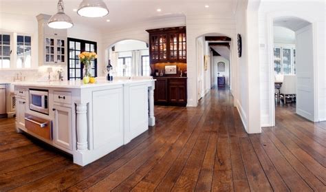 Wide Plank Flooring Ideas Benefits Advantages And Drawbacks