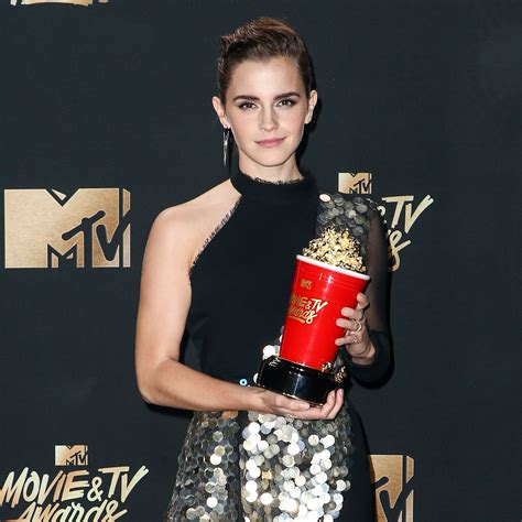 Emma Watson Accepts First Ever Genderless Acting Award At 2017 Mtv Movie And Tv Awards Fame10