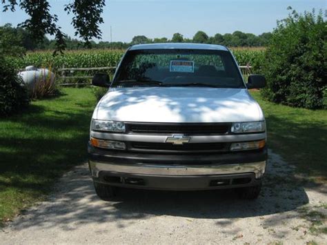 Sell Used 1999 Chevrolet Silverado 1500 Ls Standard Cab Pickup 2 Door 4