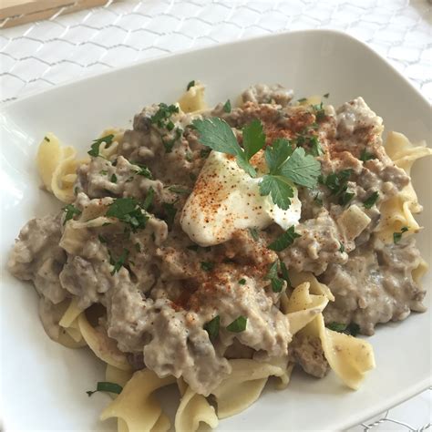 This is seriously so easy. Easy Beef Stroganoff the Whole Family Will Love - MENUbility